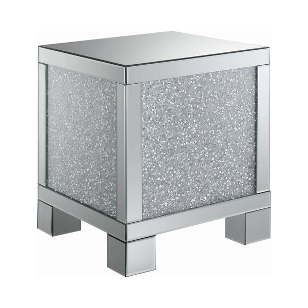  Coaster Furniture Gillian 722497 Rectangular Mirrored Acrylic Side End Table - Silver IMAGE 1