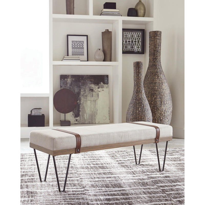  Coaster Furniture Austin 910258 Fabric Upholstered Accent Bench - Beige IMAGE 4