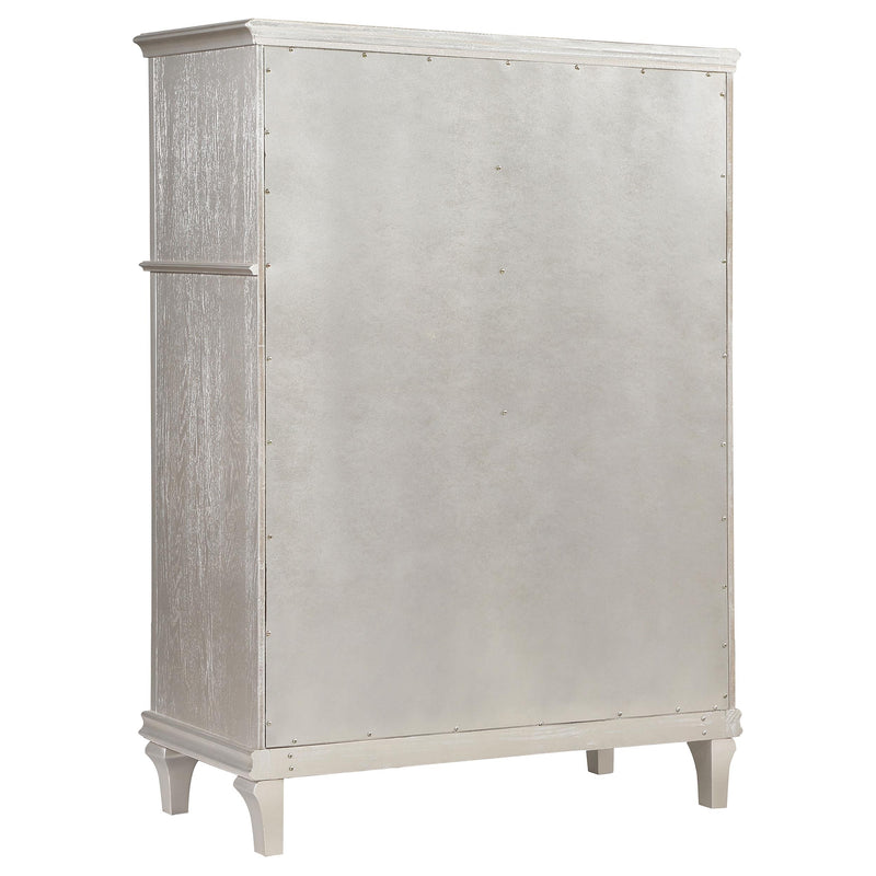  Coaster Furniture Evangeline 223395 6-Drawer Bedroom Chest - Silver Oak IMAGE 5