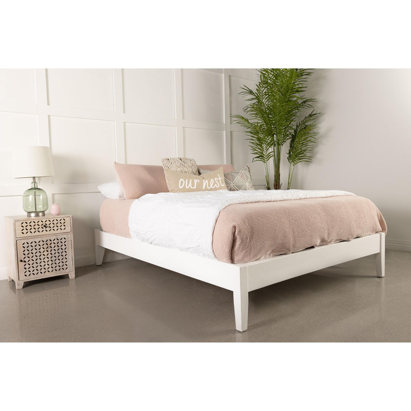  Coaster Furniture Hounslow 306128KE Eastern King Universal Platform Bed - White IMAGE 8