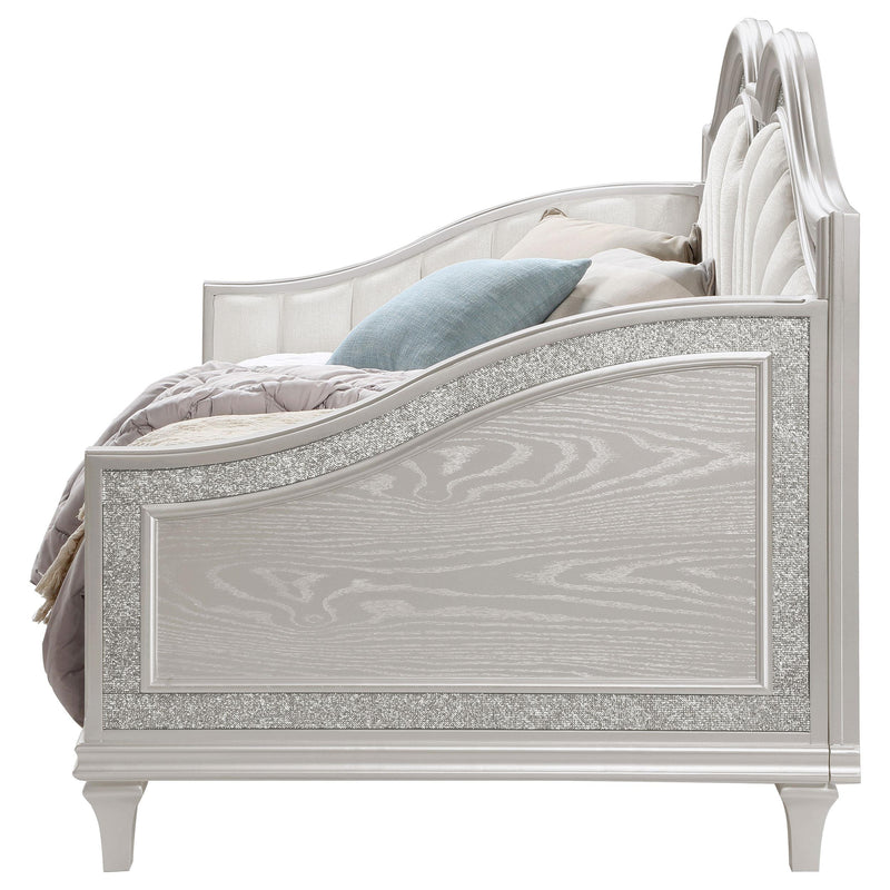  Coaster Furniture Evangeline 360121 Upholstered Twin DayBed - Silver Oak IMAGE 7